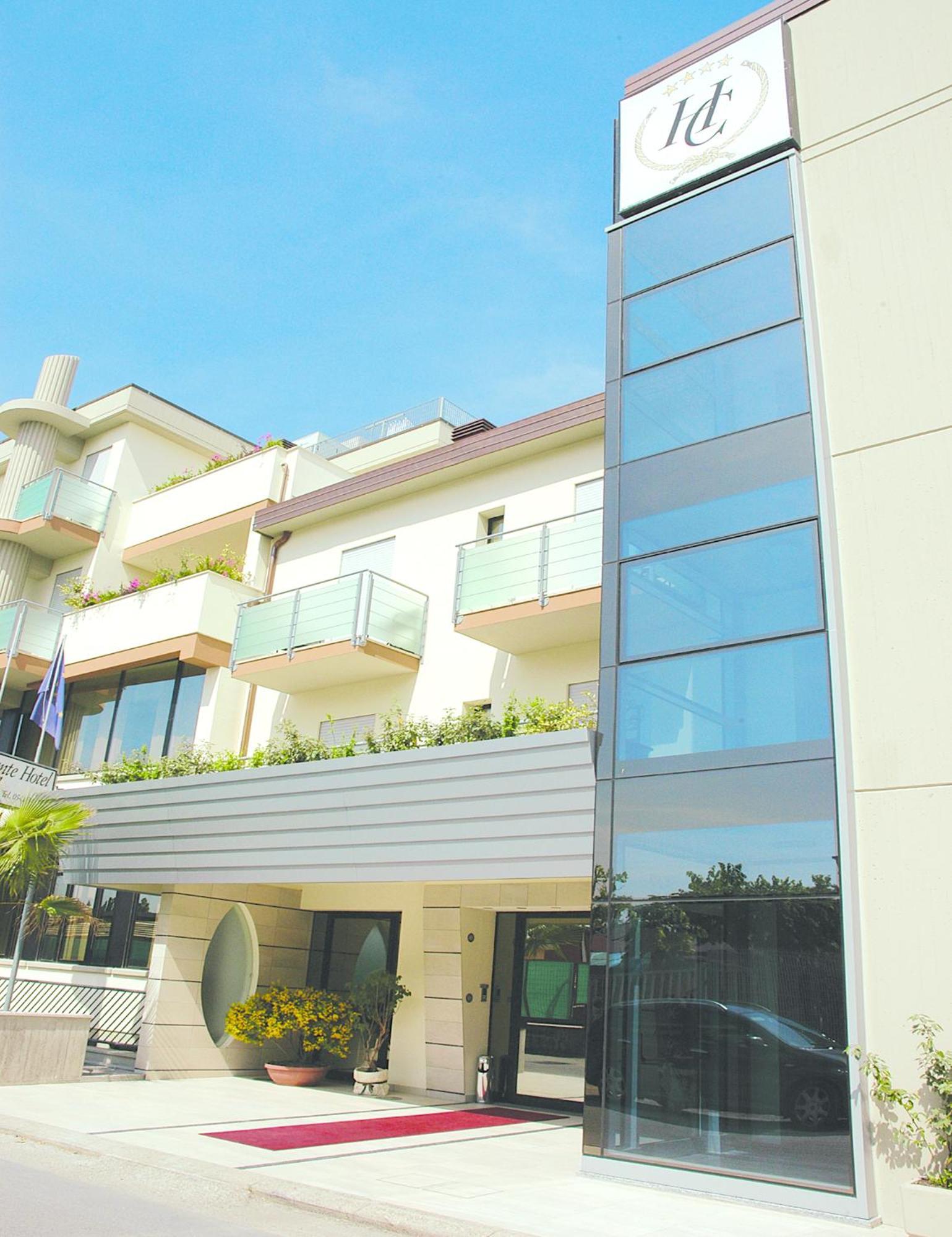 Hotel Capitol San Mauro Mare Exteriör bild