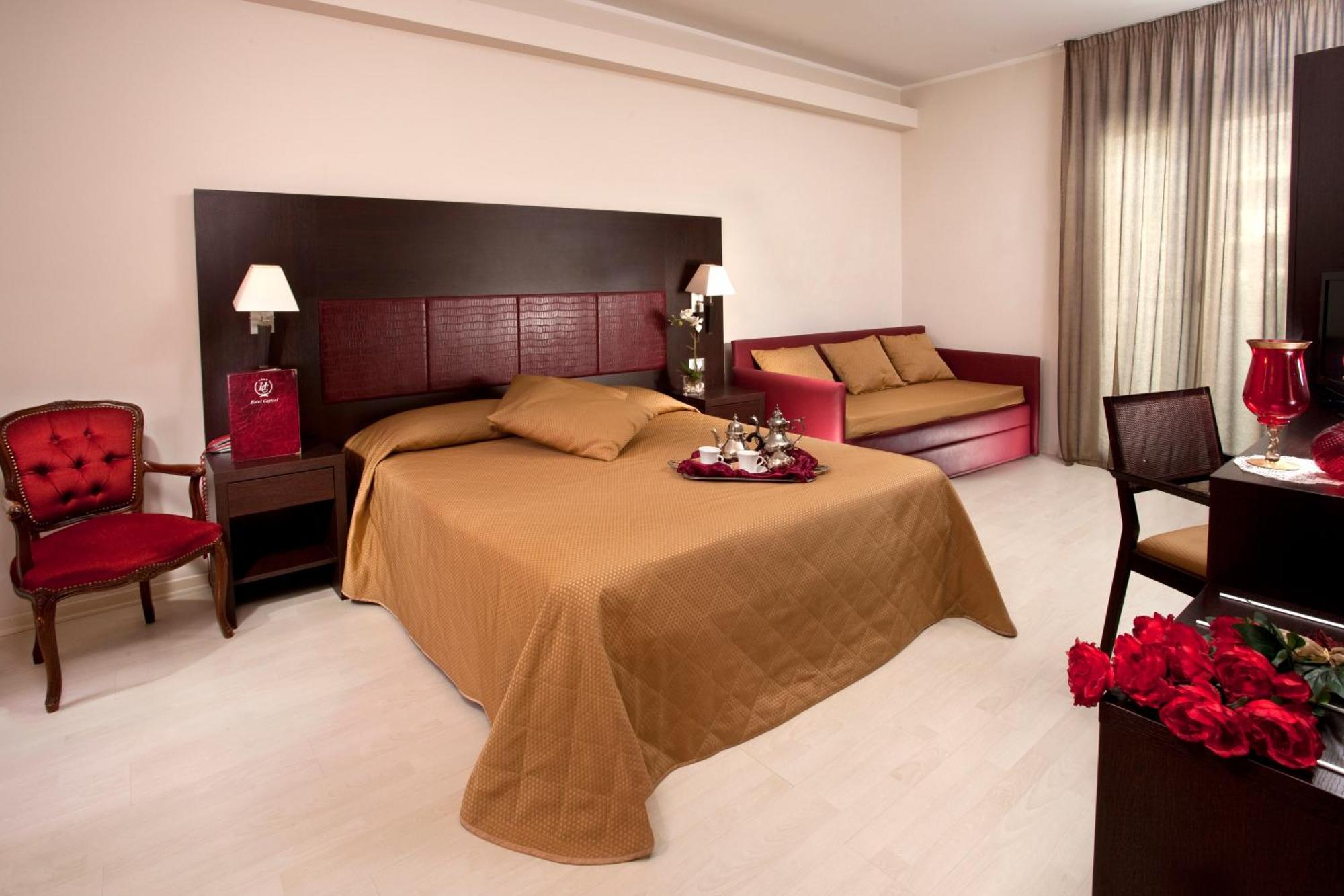 Hotel Capitol San Mauro Mare Exteriör bild